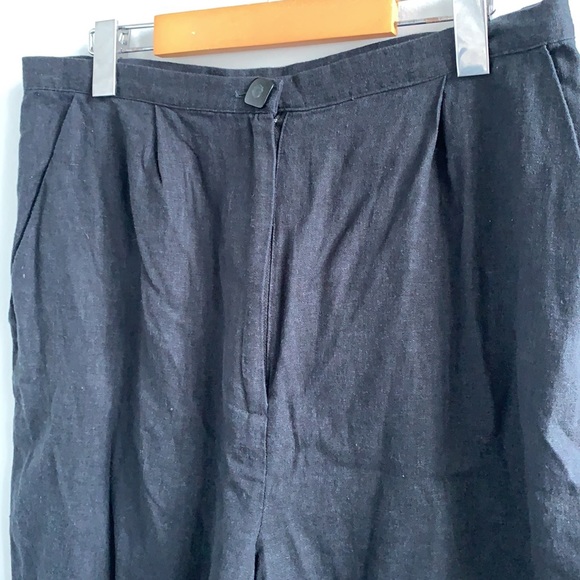 New UO High Waisted Black Linen Shorts size Large - Picture 6 of 10